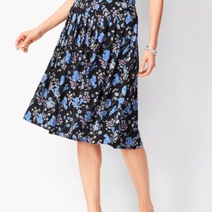 Talbots Womens Black Blue Wildflower Floral Print Pleated Midi Skirt Size 8